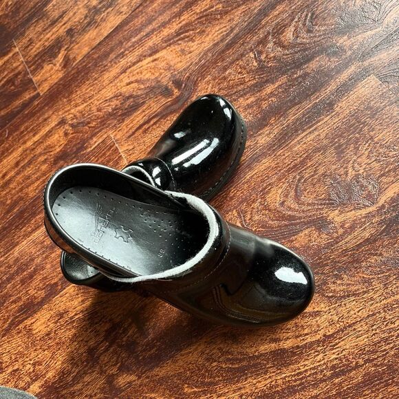 Dansko Black professional Clogs Size 39  Size 8.5 Womens work clogs nurse clogs - Picture 7 of 11